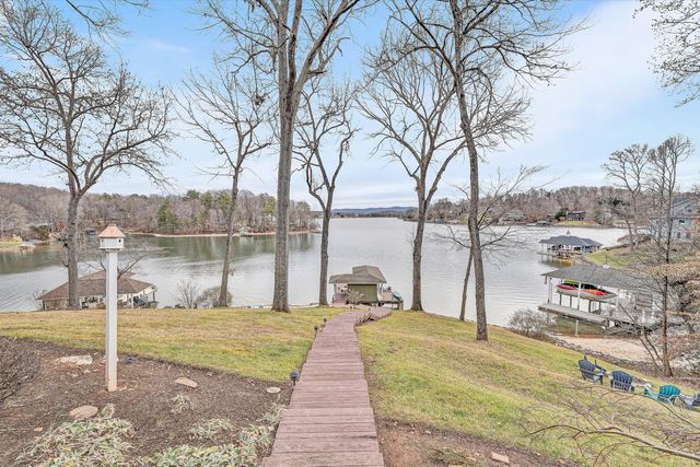 311 Morningwood LN, Wirtz, VA 24184