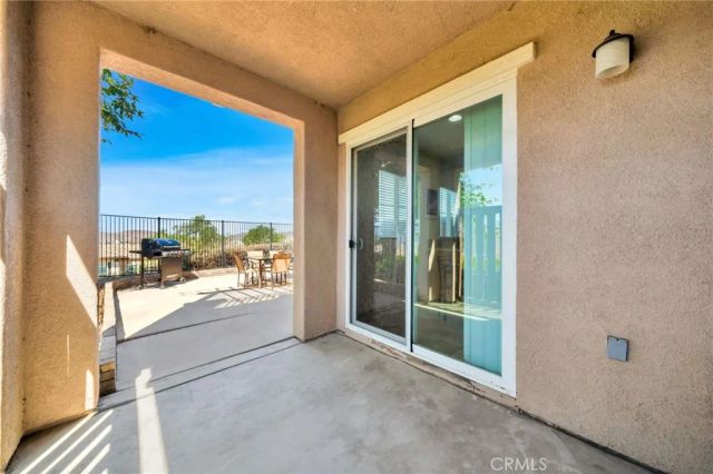 15427 Park Point 102, Lake Elsinore, CA 92532