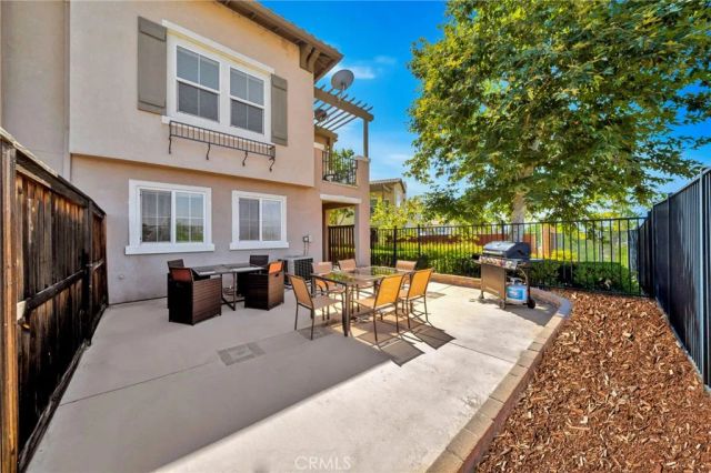 15427 Park Point 102, Lake Elsinore, CA 92532