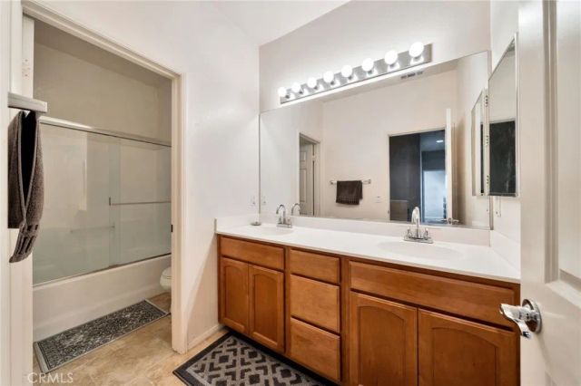 15427 Park Point 102, Lake Elsinore, CA 92532