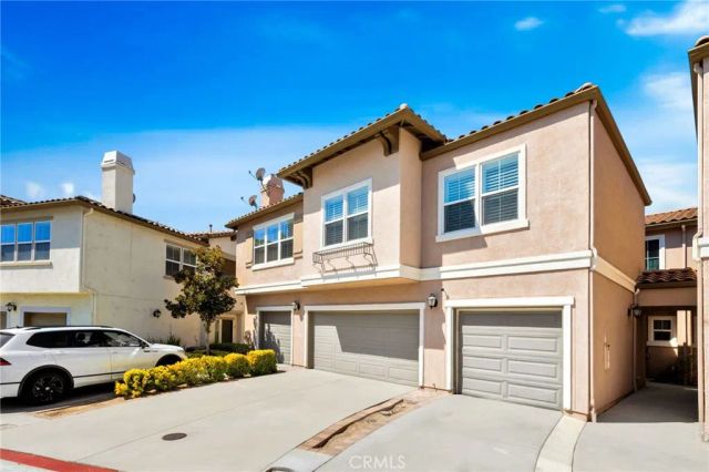 15427 Park Point 102, Lake Elsinore, CA 92532