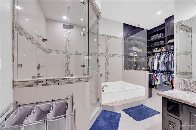 8404 Bougainvillea Drive, Mission, TX 78573