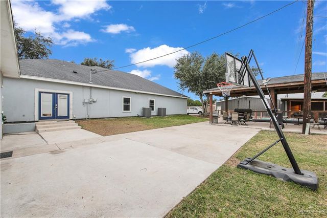 8404 Bougainvillea Drive, Mission, TX 78573