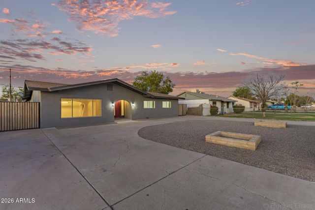 5018 W MARYLAND Avenue, Glendale, AZ 85301