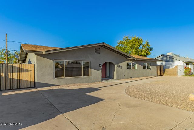 5018 W MARYLAND Avenue, Glendale, AZ 85301