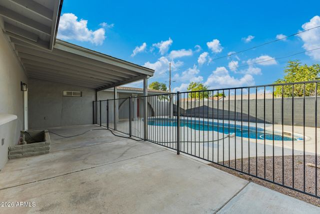 5018 W MARYLAND Avenue, Glendale, AZ 85301