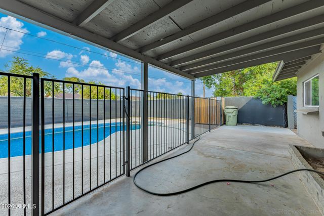 5018 W MARYLAND Avenue, Glendale, AZ 85301