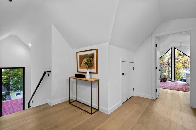 2816 Garwood ST 1, Austin, TX 78702