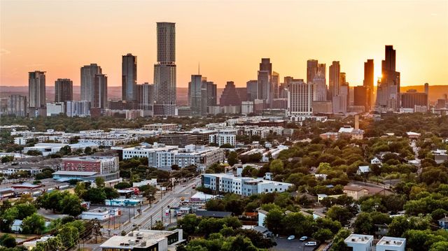 2816 Garwood ST 1, Austin, TX 78702
