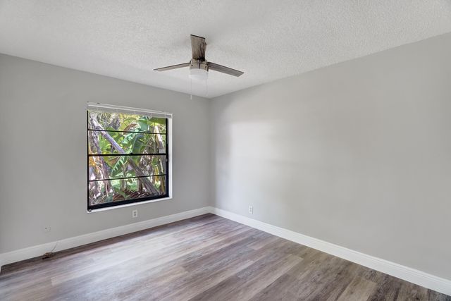 11885 Sunchase Court, Boca Raton, FL 33498