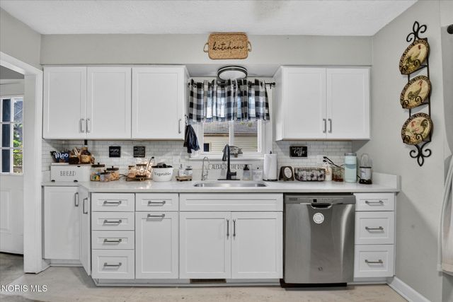 4908 Heather Place, Sylvania, OH 43560