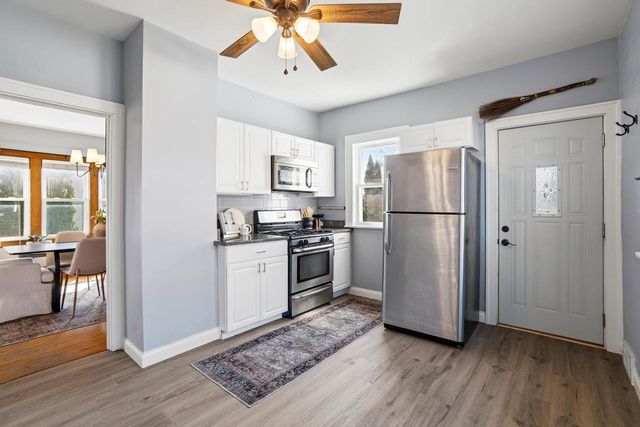 2123 27th STREET, Kenosha, WI 53140