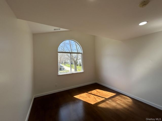 844 Birchwood Park Drive, Middle Island, NY 11953
