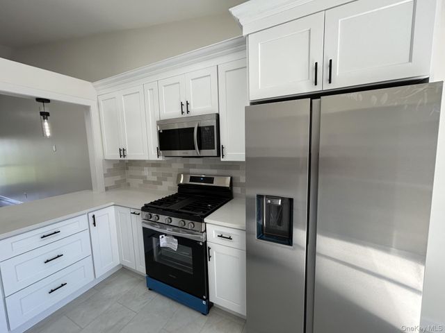 844 Birchwood Park Drive, Middle Island, NY 11953