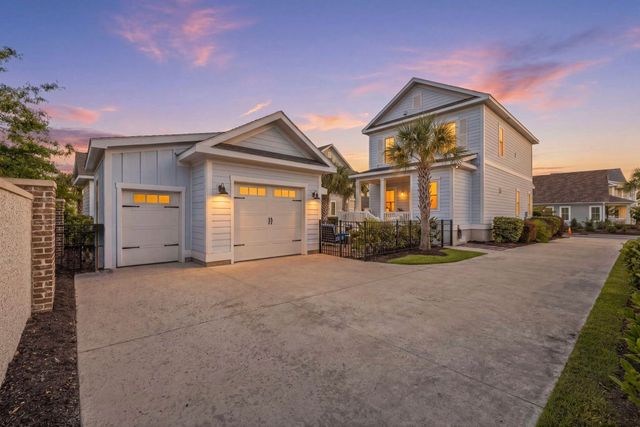 8292 Sandlapper Way, Myrtle Beach, SC 29572