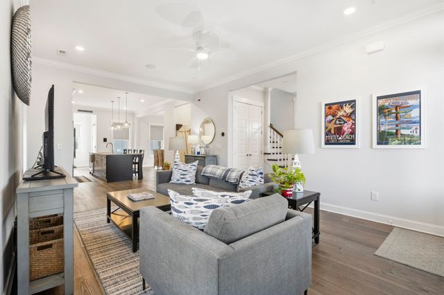 8292 Sandlapper Way, Myrtle Beach, SC 29572