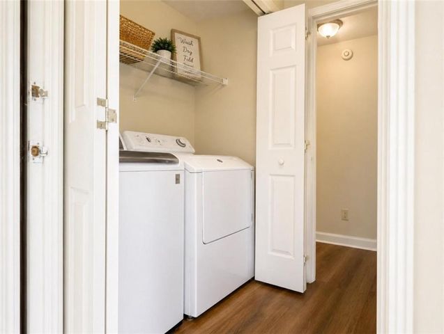 1630 Green Oak Circle, Lawrenceville, GA 30043