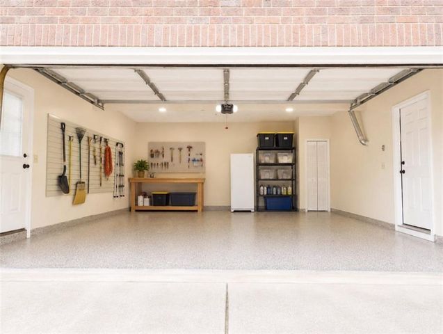 1630 Green Oak Circle, Lawrenceville, GA 30043