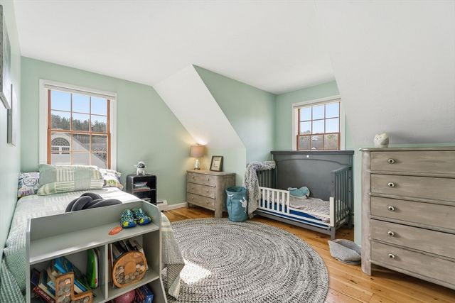 189 General Hobbs Rd, Holden, MA 01522