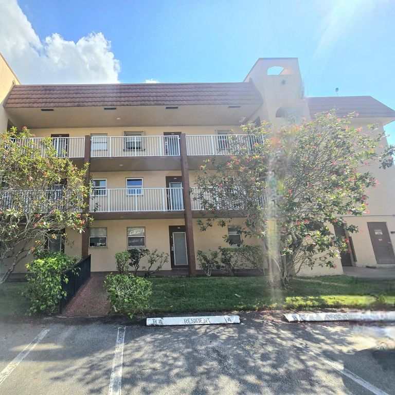 2741 N Pine Island Road 106, Sunrise, FL 33322