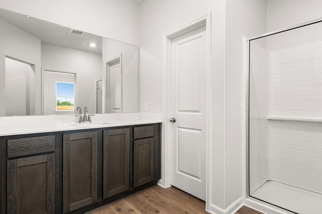 111 Thomas Paine Drive, Venus, TX 76084