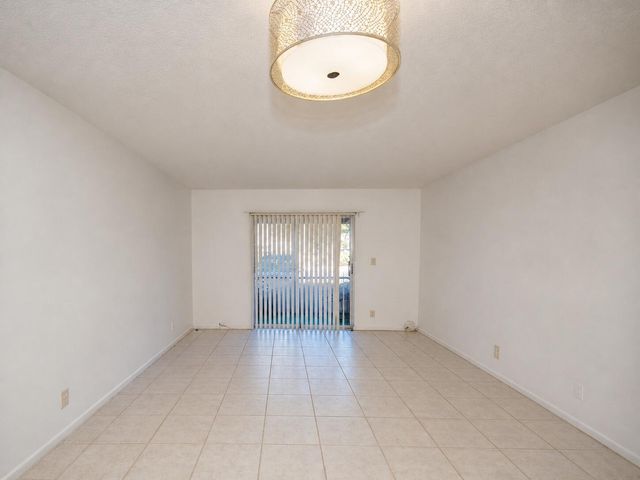 257 S CYPRESS Road 406, Pompano Beach, FL 33060