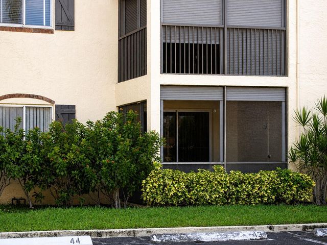 257 S CYPRESS Road 406, Pompano Beach, FL 33060
