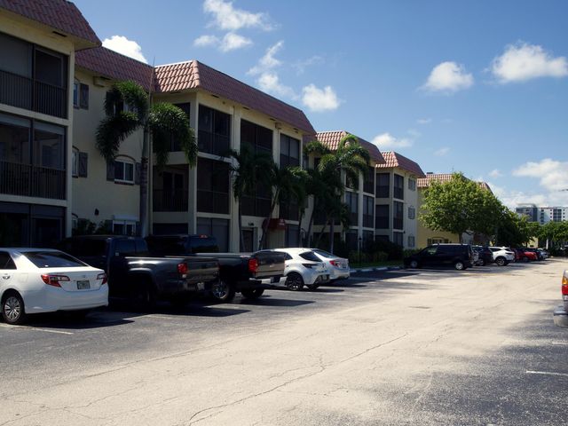 257 S CYPRESS Road 406, Pompano Beach, FL 33060