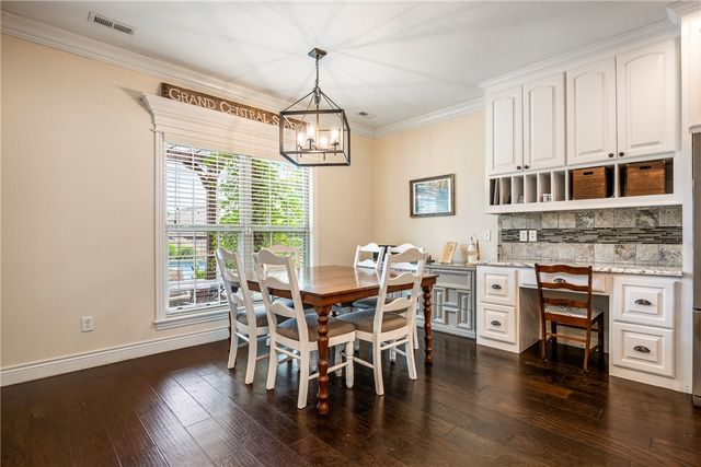 4201 Willowbend Drive, Rogers, AR 72758