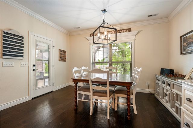 4201 Willowbend Drive, Rogers, AR 72758