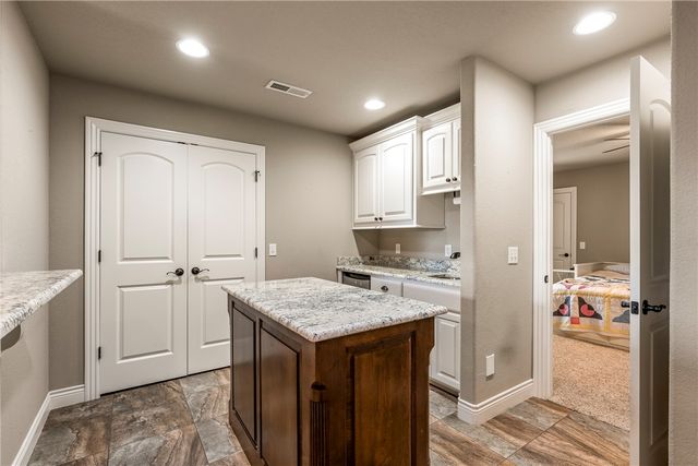 4201 Willowbend Drive, Rogers, AR 72758