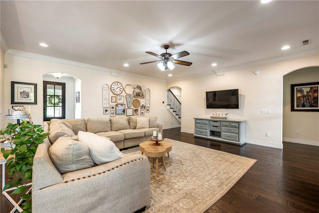 4201 Willowbend Drive, Rogers, AR 72758