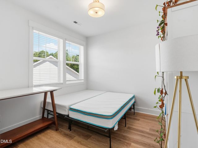 151 Dunloe Lp, Raleigh, NC 27603