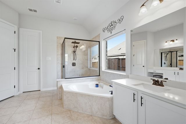 492 Letara Vista Drive, Haslet, TX 76052