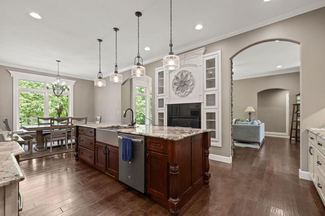 11283 E VEMERS FORD RD, Columbia, MO 65201