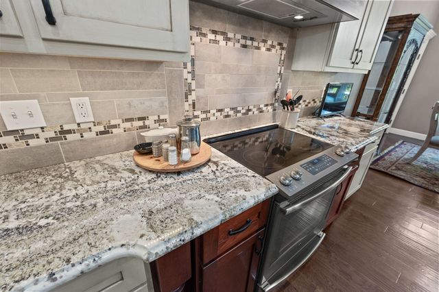 11283 E VEMERS FORD RD, Columbia, MO 65201