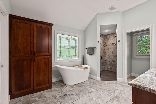 11283 E VEMERS FORD RD, Columbia, MO 65201