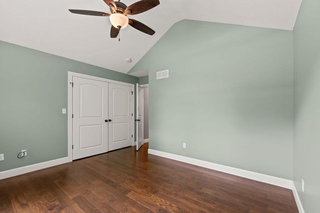 11283 E VEMERS FORD RD, Columbia, MO 65201