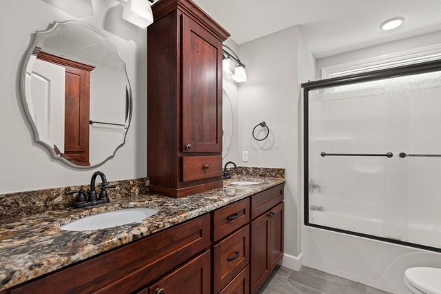 11283 E VEMERS FORD RD, Columbia, MO 65201