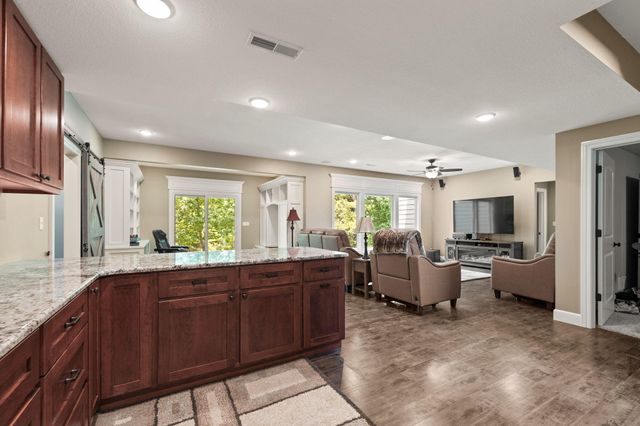 11283 E VEMERS FORD RD, Columbia, MO 65201