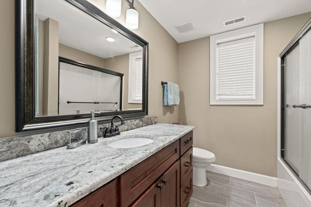 11283 E VEMERS FORD RD, Columbia, MO 65201