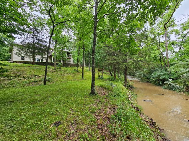11283 E VEMERS FORD RD, Columbia, MO 65201