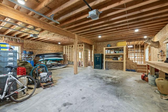 11283 E VEMERS FORD RD, Columbia, MO 65201