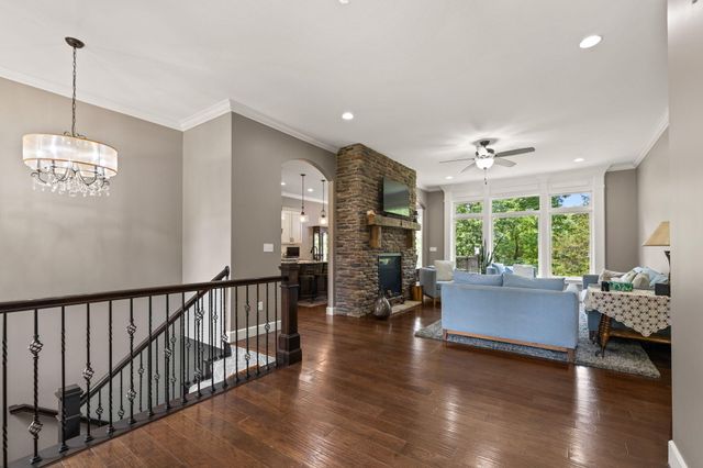 11283 E VEMERS FORD RD, Columbia, MO 65201