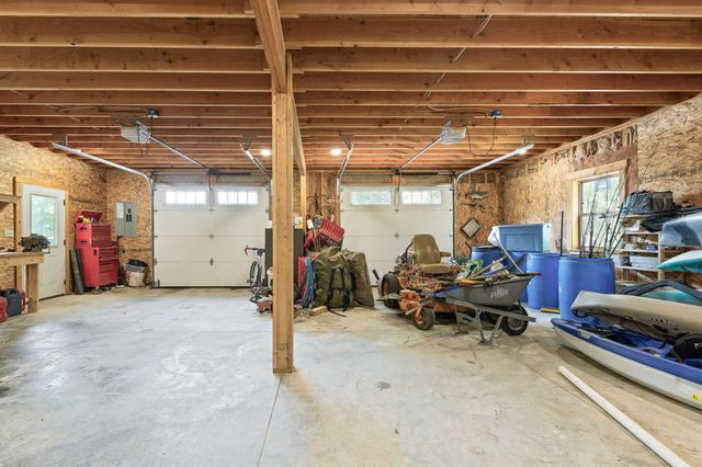 11283 E VEMERS FORD RD, Columbia, MO 65201