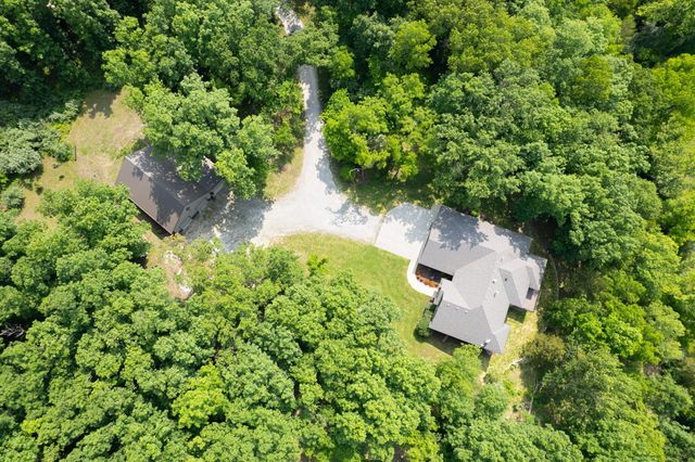 11283 E VEMERS FORD RD, Columbia, MO 65201