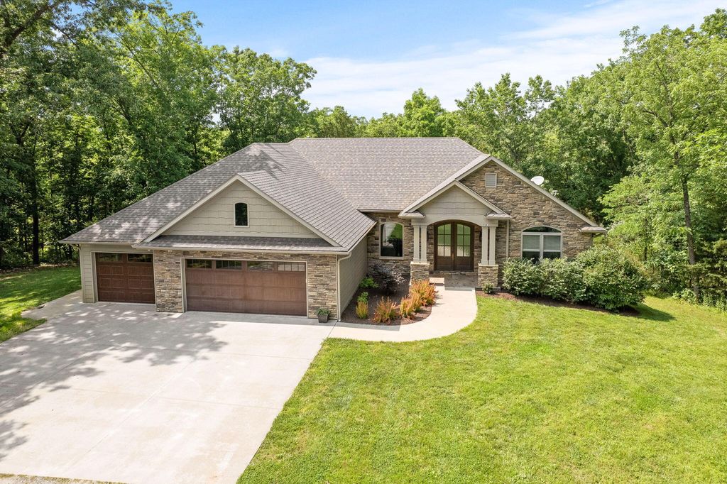 11283 E VEMERS FORD RD, Columbia, MO 65201