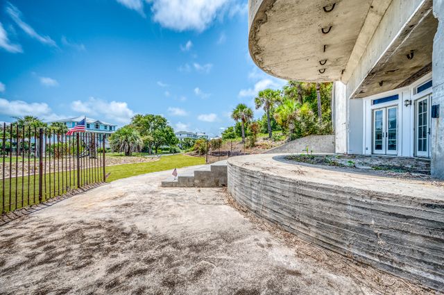 3030 Brownell Avenue, Sullivans Island, SC 29482