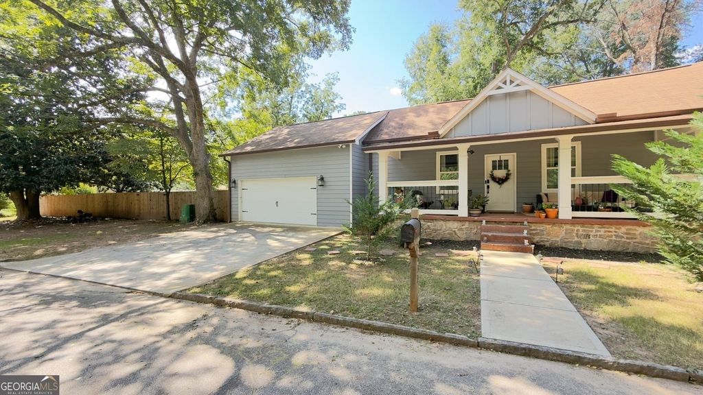 2633 Council Street, Lithonia, GA 30058