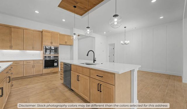 5298 S Logan Drive, Battlefield, MO 65619